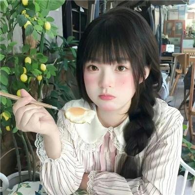 踉跄的女孩封面
